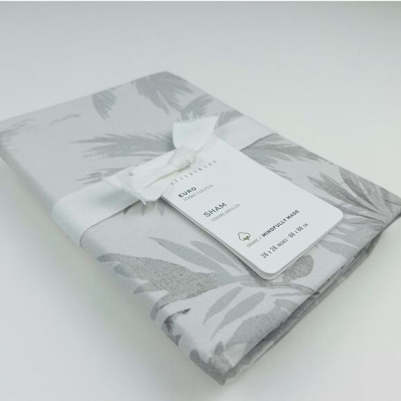 Pottery Barn EURO Palm Toile Percale Sham Gray Palm Trees Watercolor NWT - Picture 5 of 6